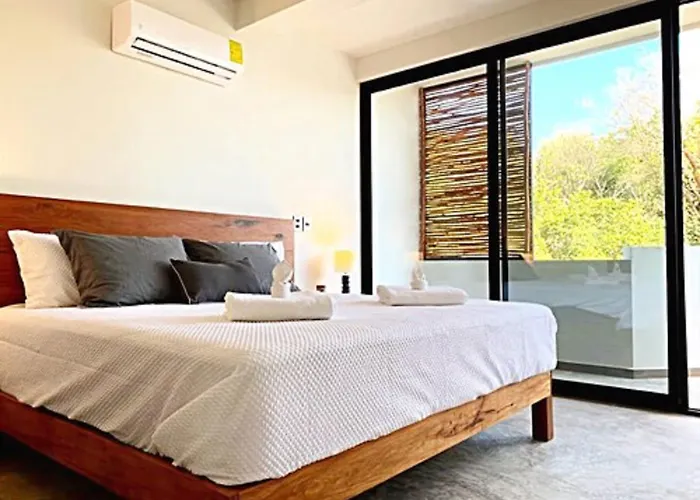 Muyu Hotel 2*