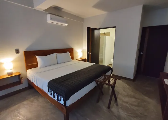 Hotel Muyu 2*