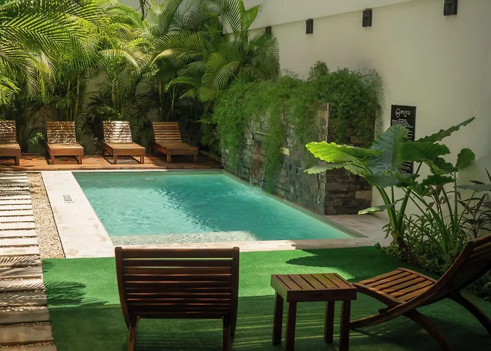 Hotel Muyu 2*